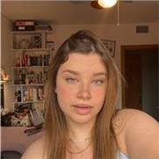 profesora de Educación infantil y primaria, para todas las edades.